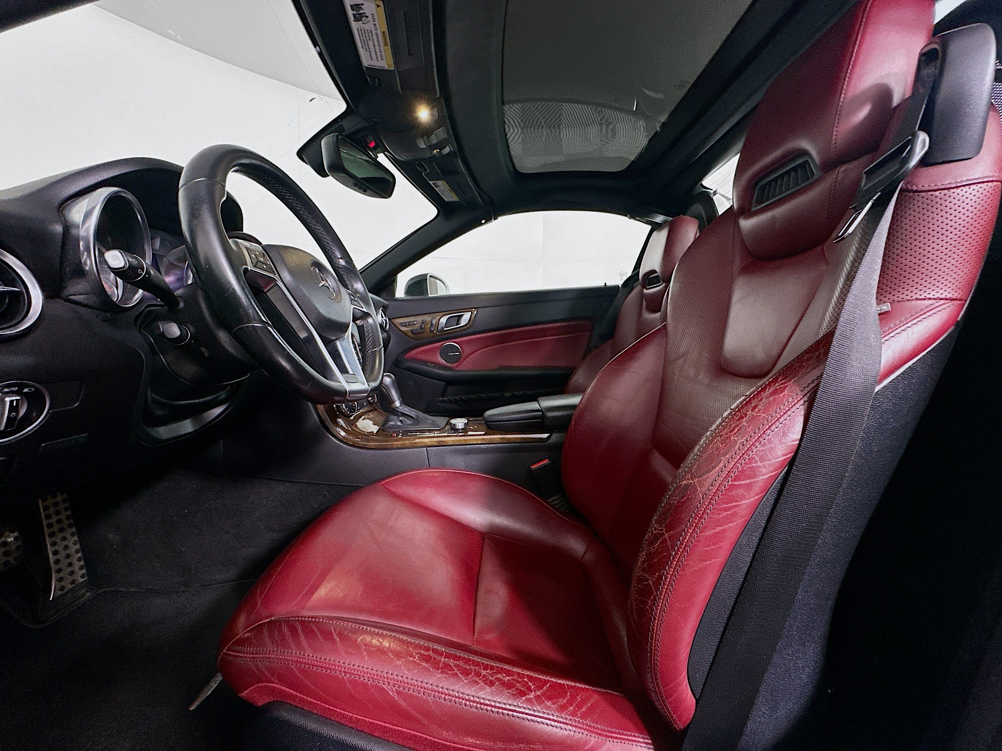 Used 2015 Mercedes-Benz SLK 250 image 13