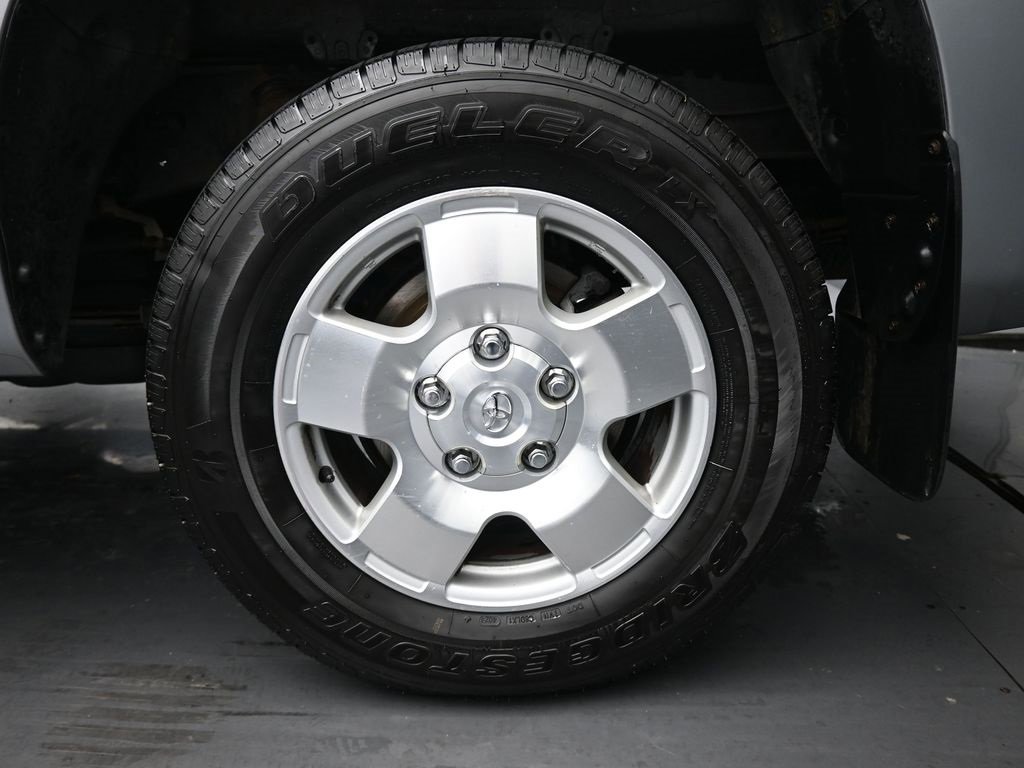 Used 2011 Toyota Tundra 4x4 Double Cab image 15