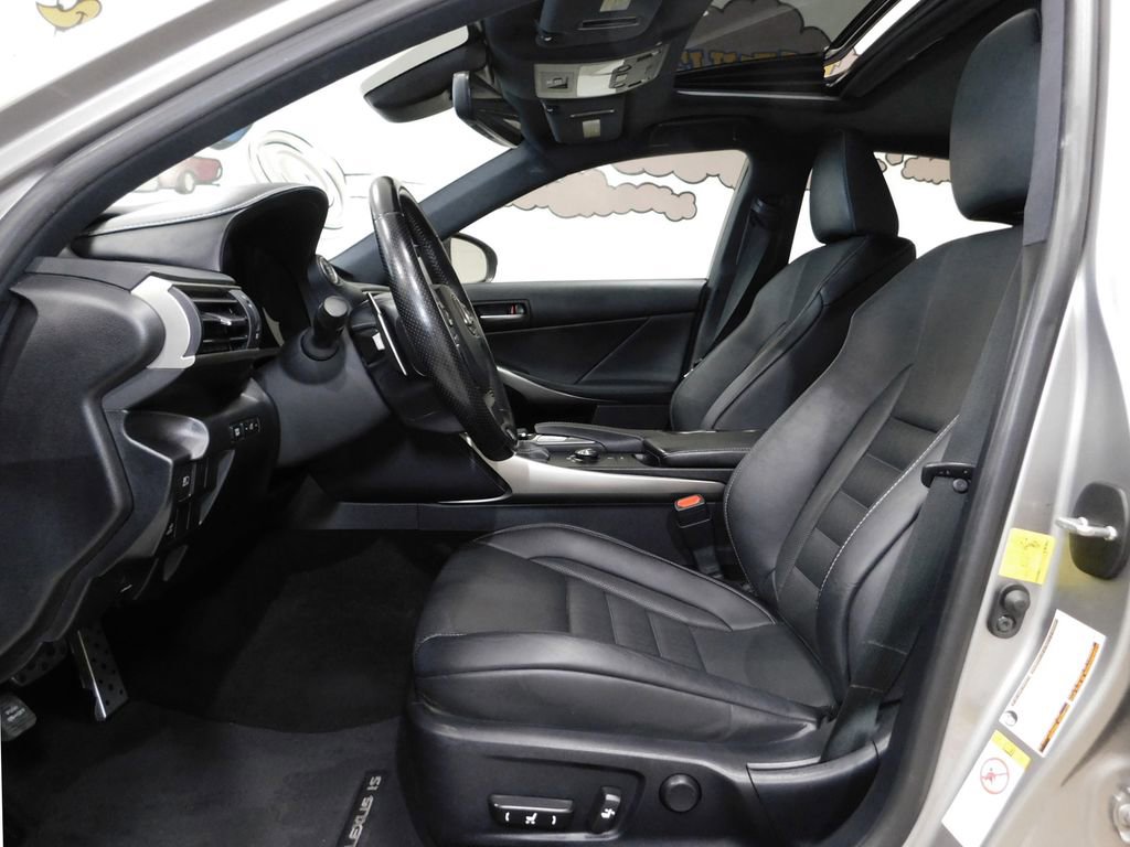 Used 2018 Lexus IS 300 F Sport w/ F Sport Package image 31