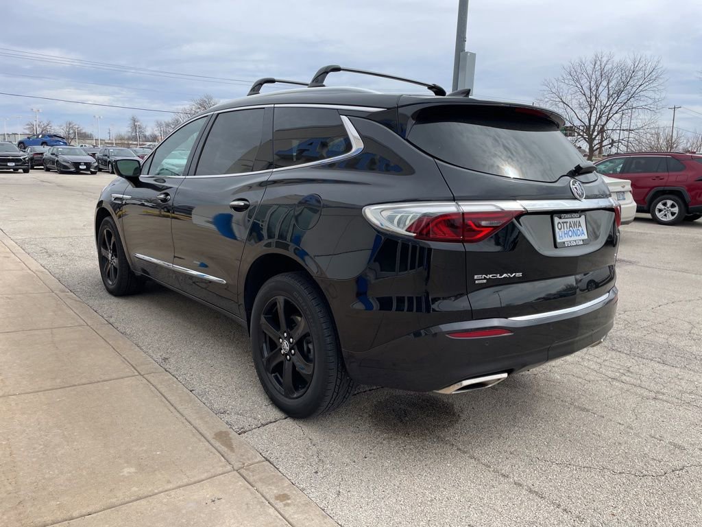 Used 2023 Buick Enclave Essence w/ Experience Buick Package image 7