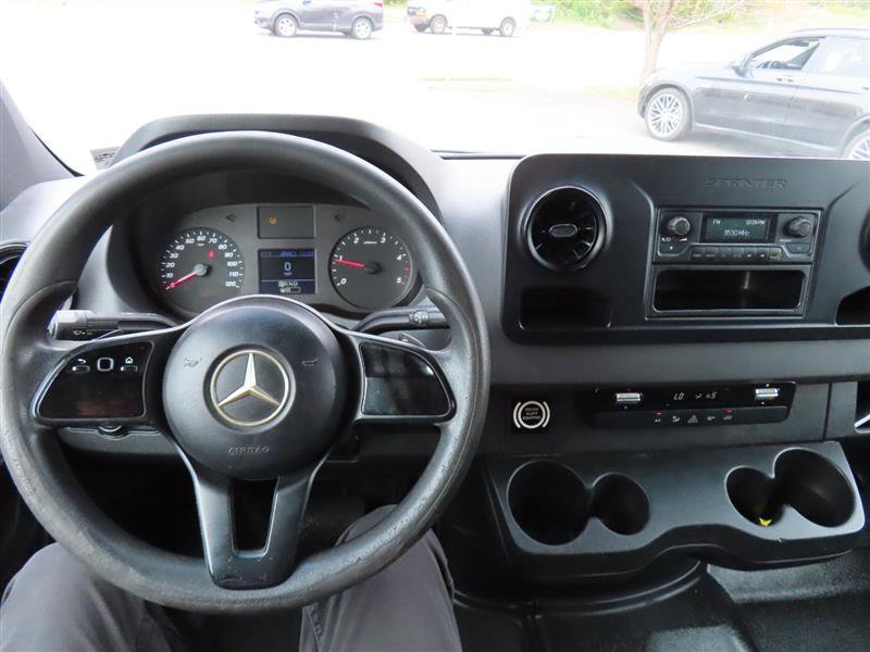 Used 2019 Mercedes-Benz Sprinter 170 image 24