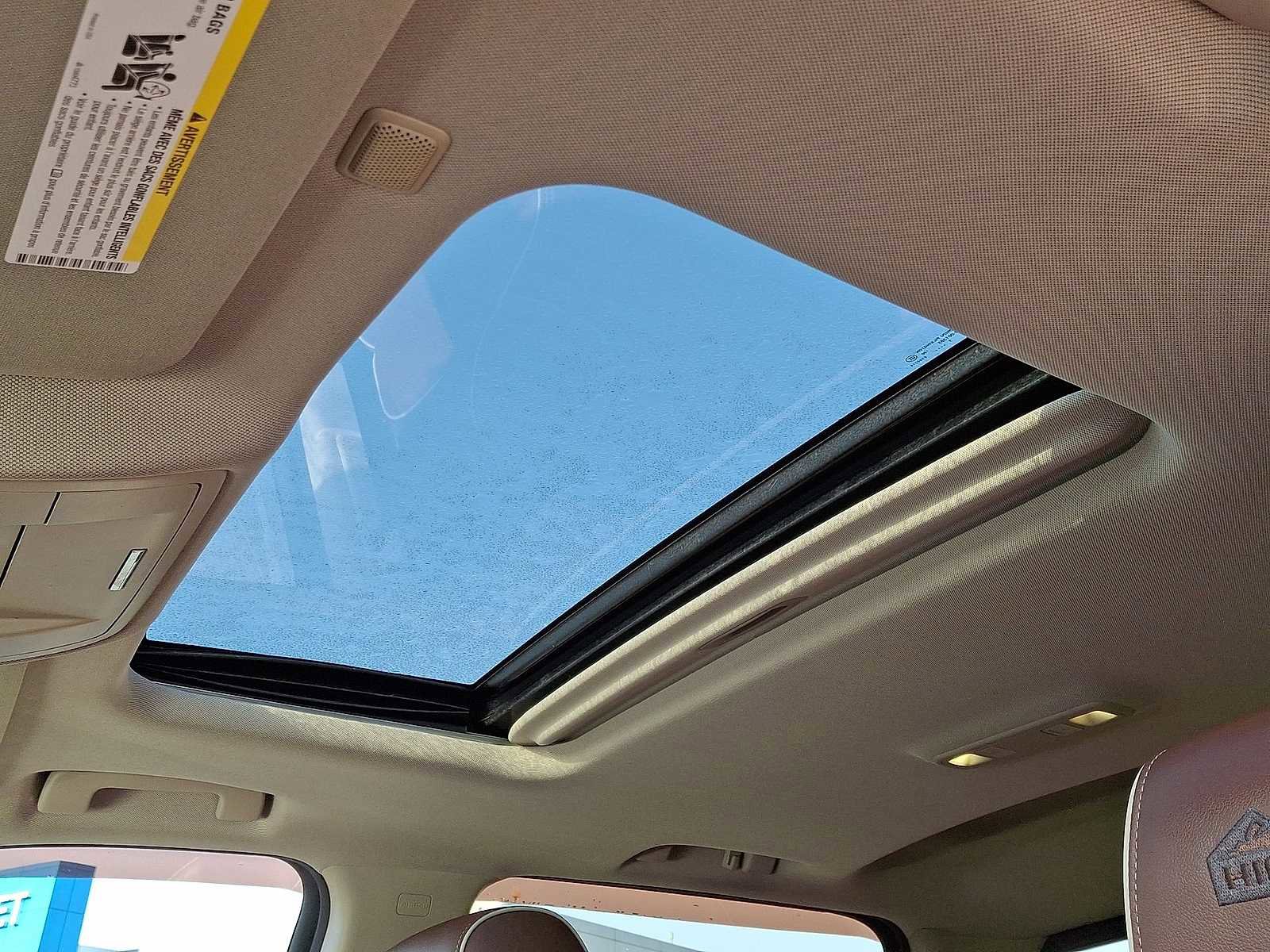 Used 2015 Chevrolet Silverado 1500 High Country w/ High Country Premium Package image 23