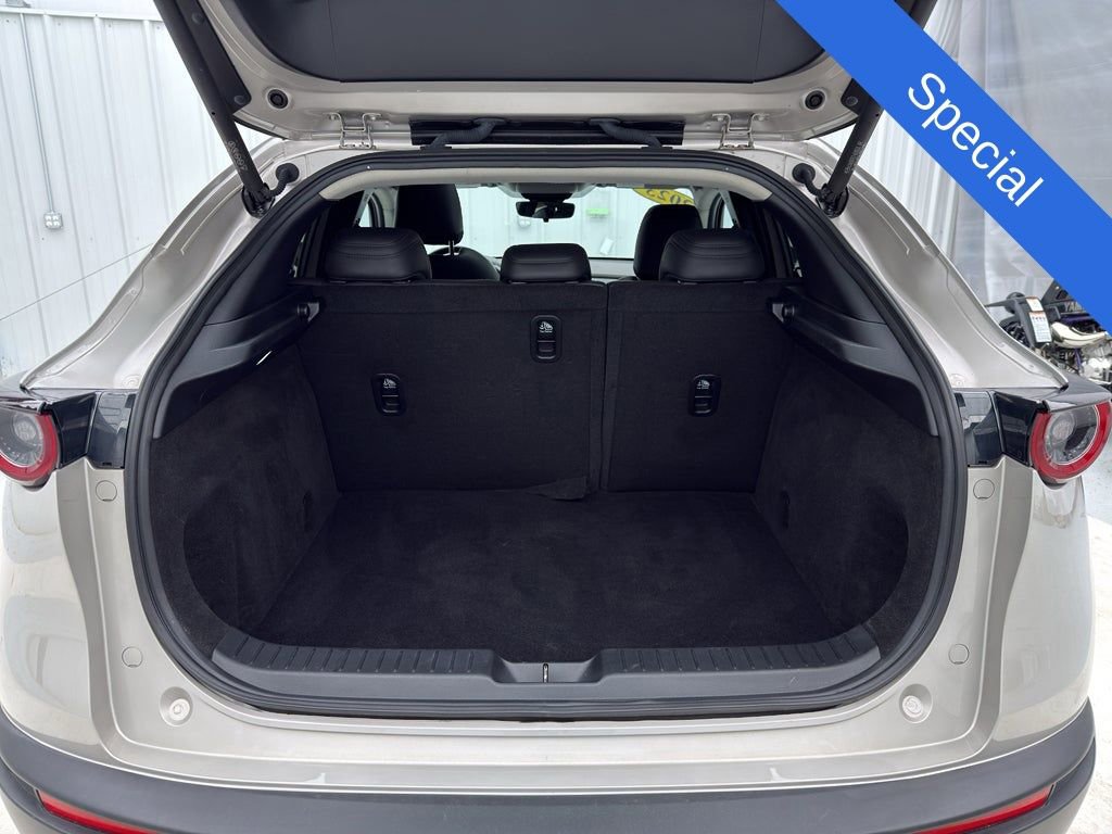Used 2023 MAZDA CX-30 AWD 2.5 S w/ Premium Package image 11