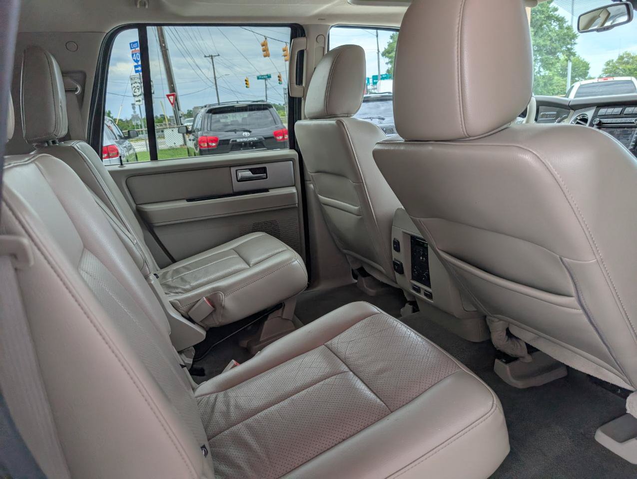 Used 2012 Ford Expedition EL Limited AWD/4WD image 20