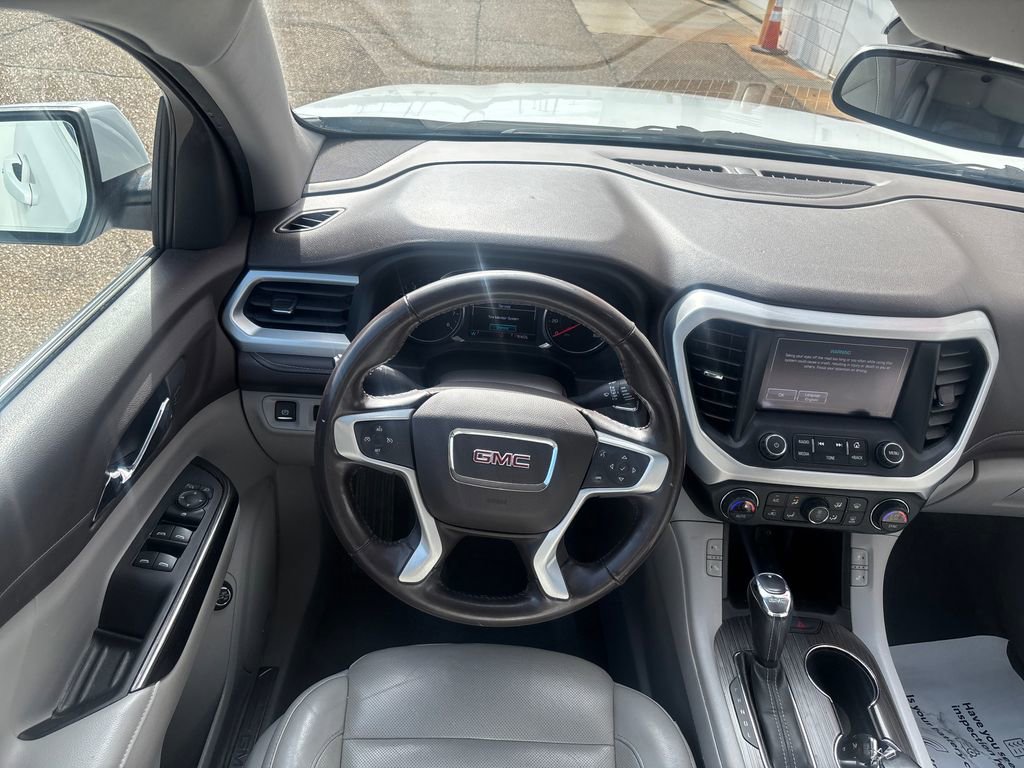 Used 2019 GMC Acadia SLT FWD image 2