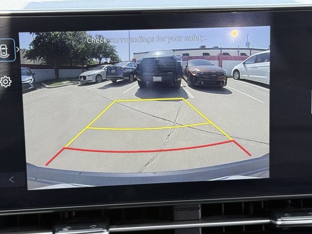 Used 2024 Hyundai Kona SEL AWD/4WD image 17