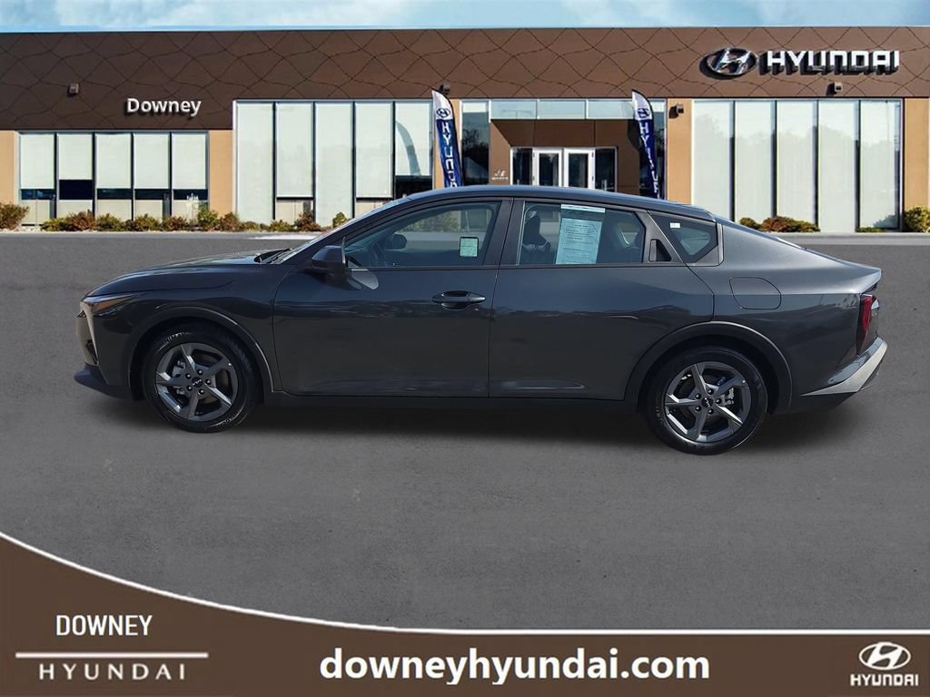 Used 2025 Kia K4 FWD image 2