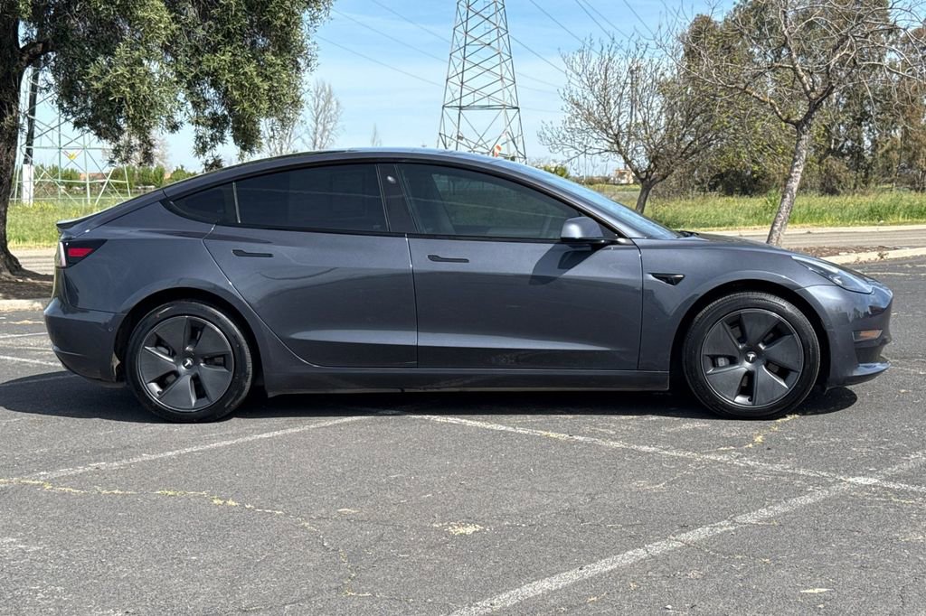 Used 2021 Tesla Model 3 Long Range image 3