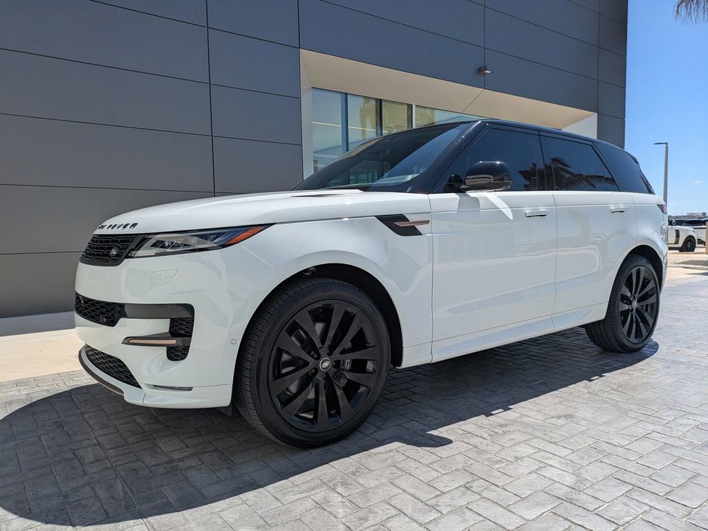 Used 2025 Land Rover Range Rover Sport Dynamic SE AWD/4WD image 9