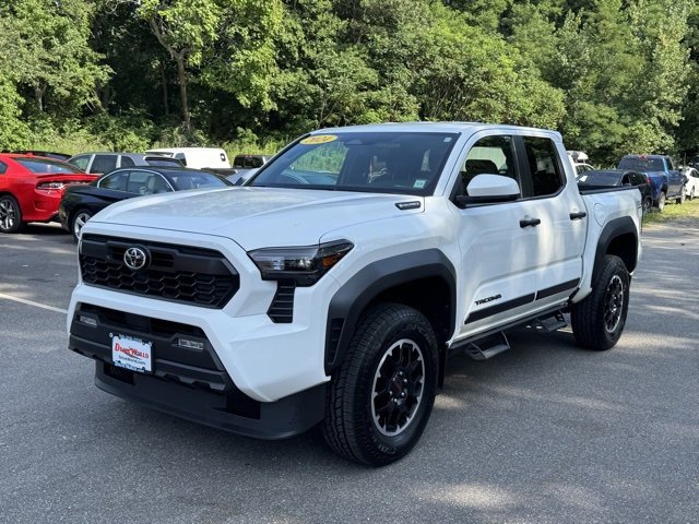 Used 2024 Toyota Tacoma TRD Pro image 1