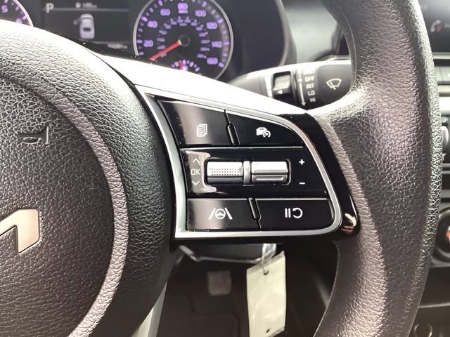 Used 2023 Kia Forte LXS image 25