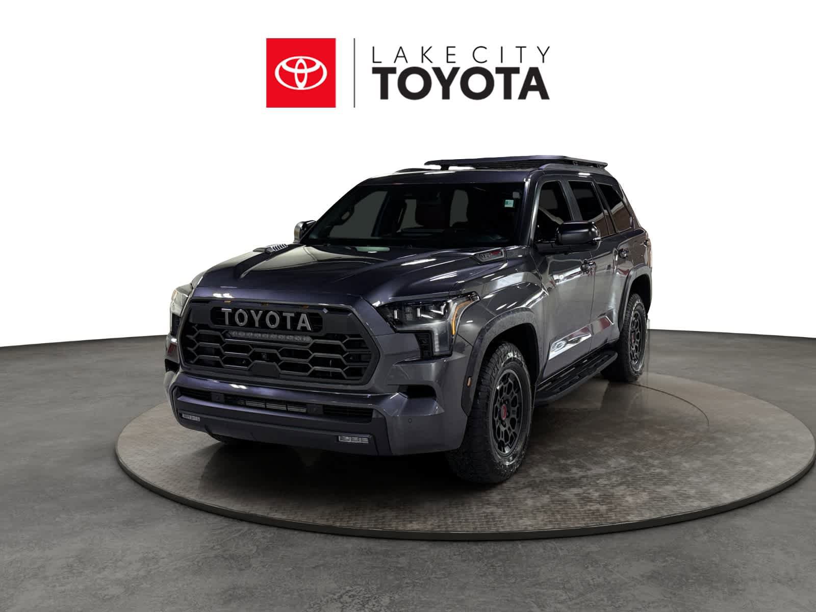 Used 2025 Toyota Sequoia TRD Pro AWD/4WD image 1
