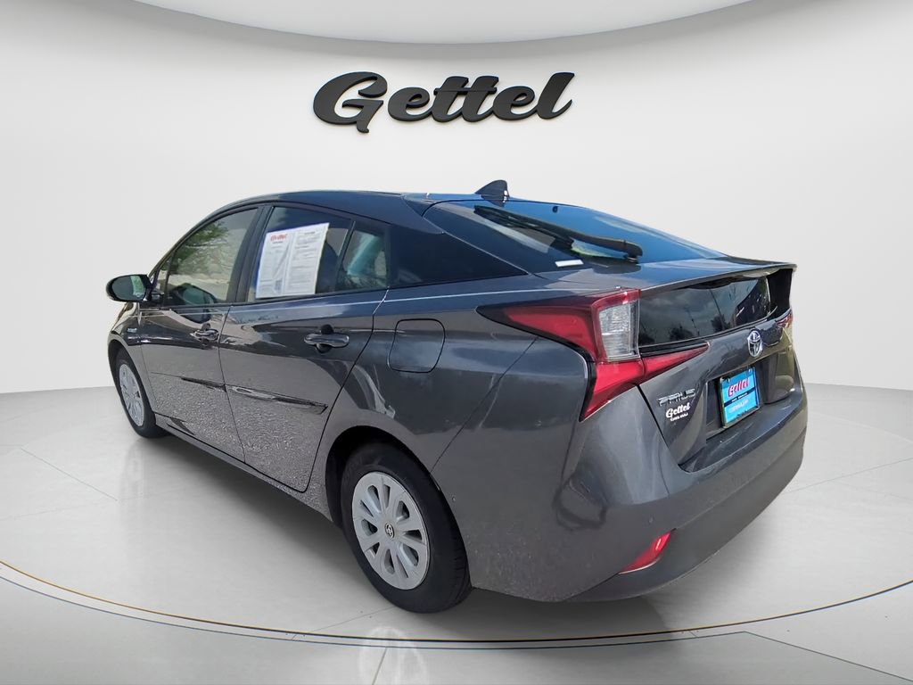 Used 2019 Toyota Prius LE image 5