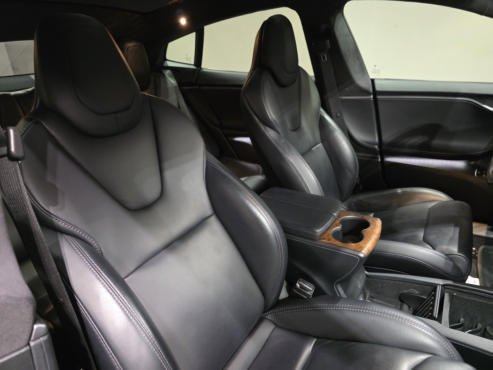 Used 2020 Tesla Model S Long Range Plus image 28