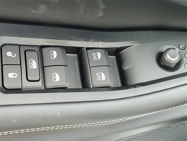 New 2026 Jeep Grand Cherokee Laredo image 14