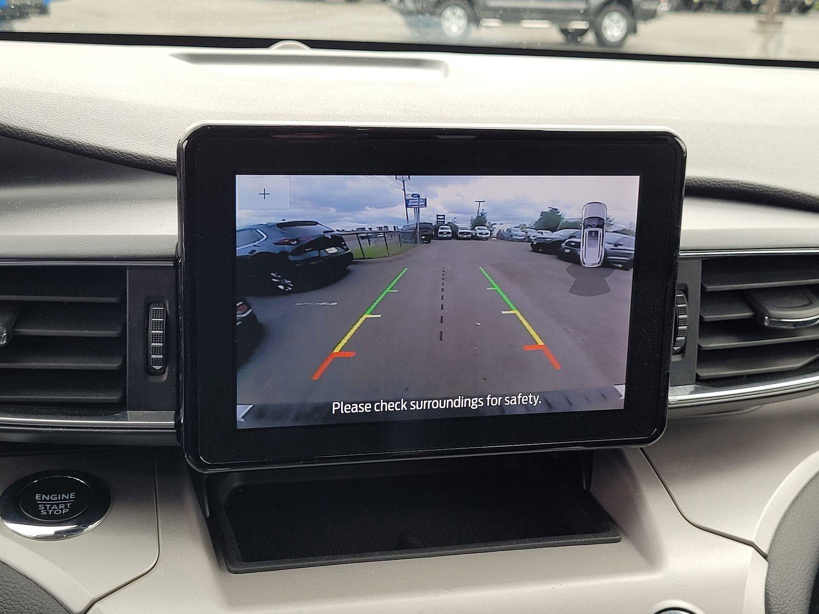 Used 2023 Ford Explorer XLT w/ Equipment Group 202A image 10