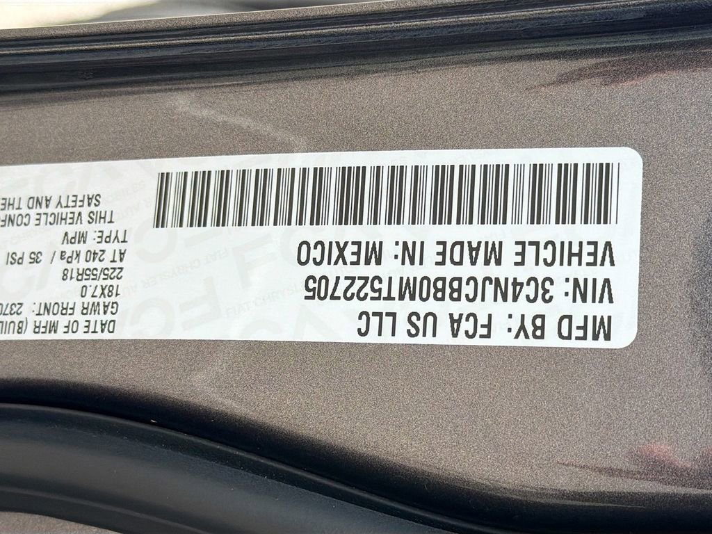 Used 2021 Jeep Compass Latitude image 42