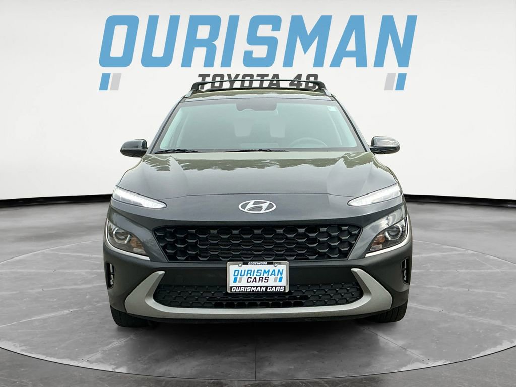 Used 2023 Hyundai Kona SEL AWD/4WD image 2