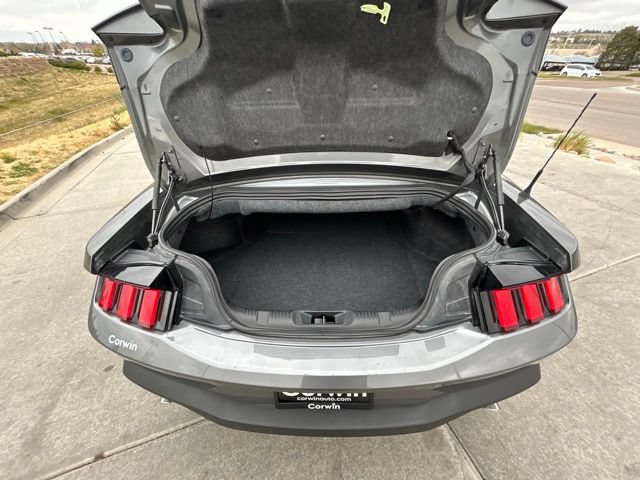 Used 2025 Ford Mustang Premium RWD image 10