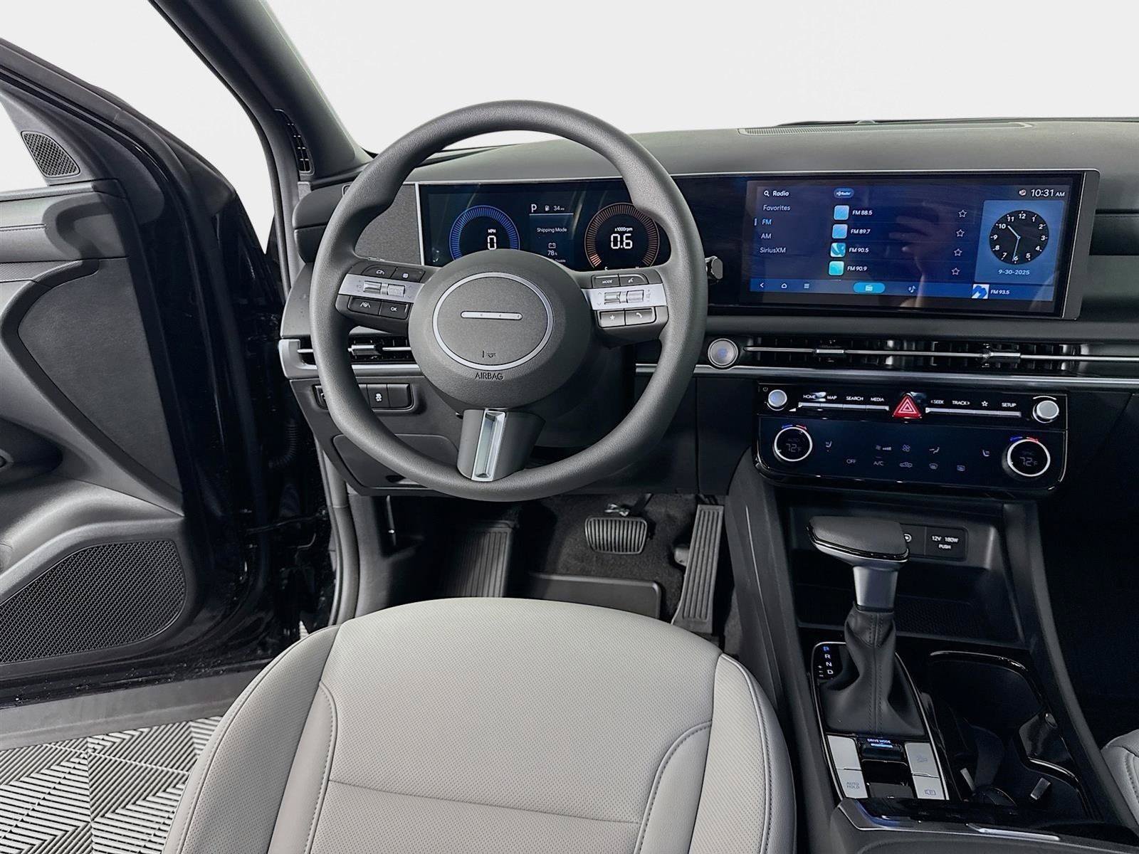 New 2026 Hyundai Santa Cruz SEL FWD image 22