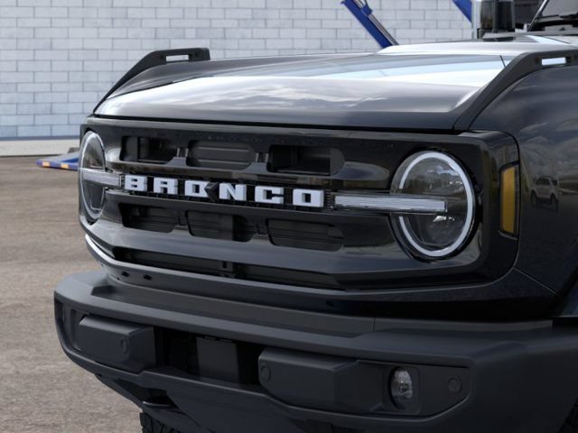 New 2026 Ford Bronco Outer Banks AWD/4WD image 19