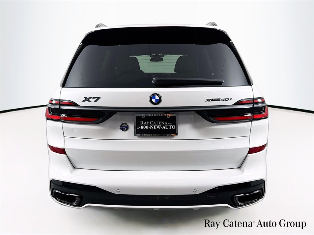 Used 2024 BMW X7 xDrive40i w/ Executive Package AWD/4WD image 6