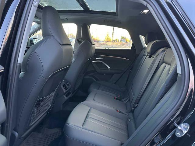 New 2025 Audi Q5 Premium Plus image 16