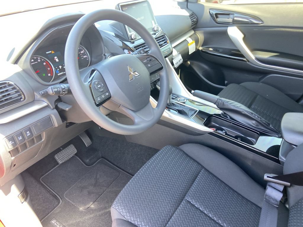 New 2026 Mitsubishi Eclipse Cross LE AWD/4WD image 6