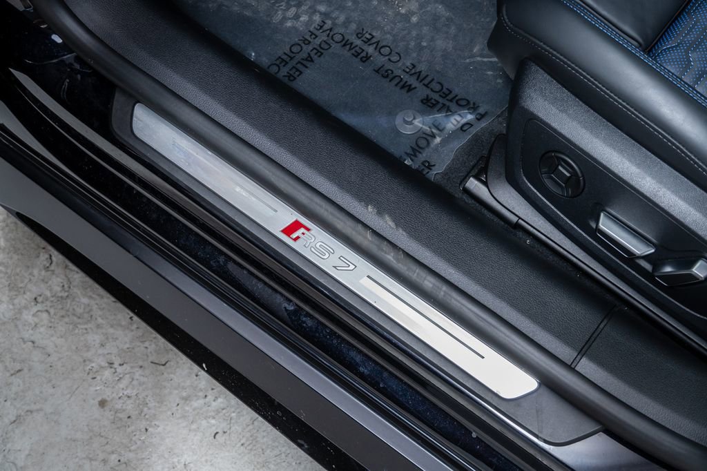 Certified 2025 Audi RS 7 performance Sportback AWD/4WD image 26