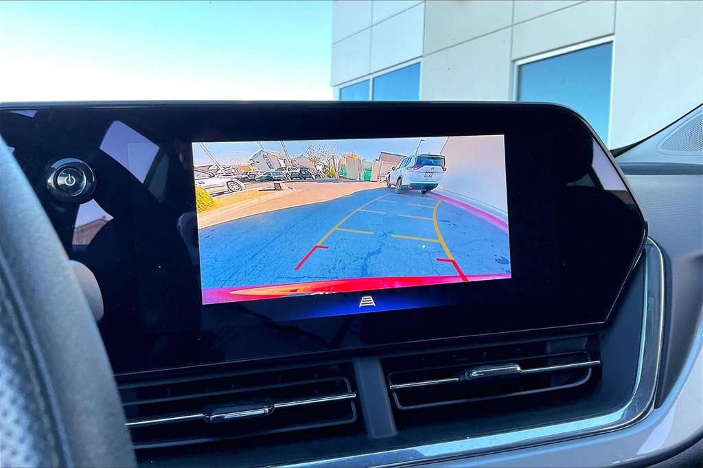 Used 2025 Chevrolet Trax LT image 20