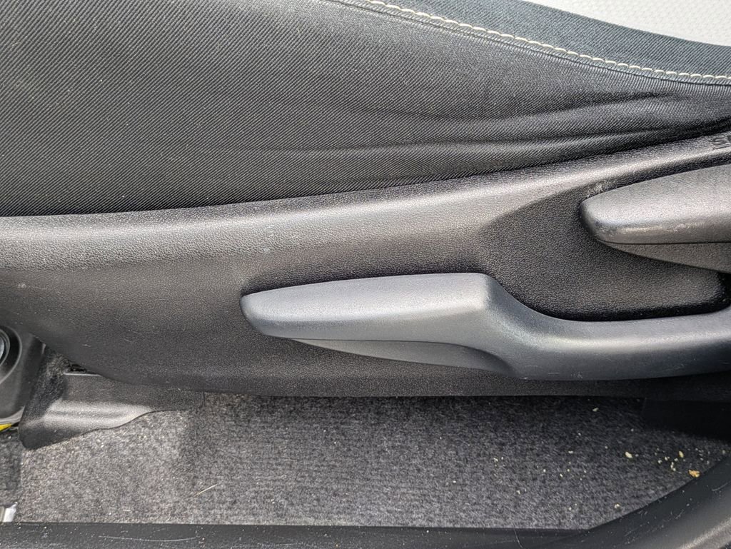 Used 2016 Toyota RAV4 XLE image 21