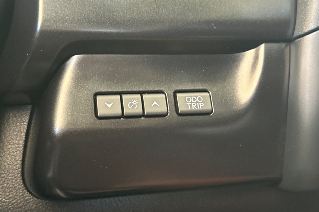 Used 2025 Lexus UX 300h FWD w/ Accessory Package (Z2) image 31