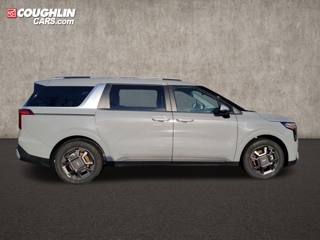 New 2026 Kia Carnival EX FWD image 10