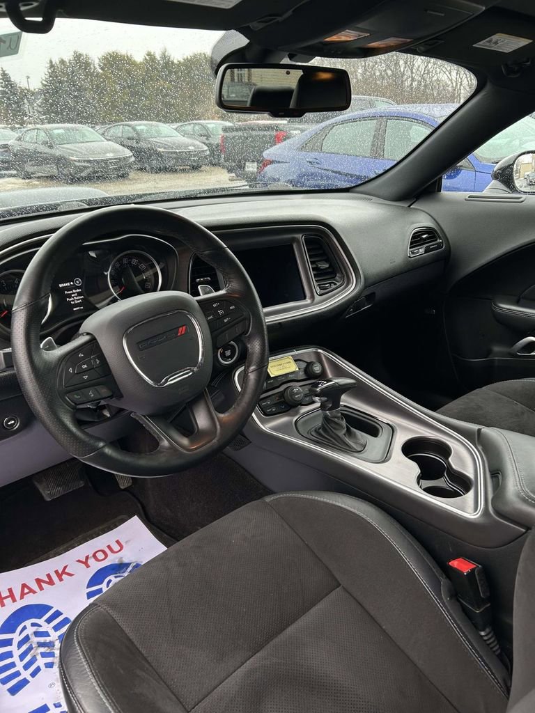 Used 2017 Dodge Challenger R/T Plus image 13