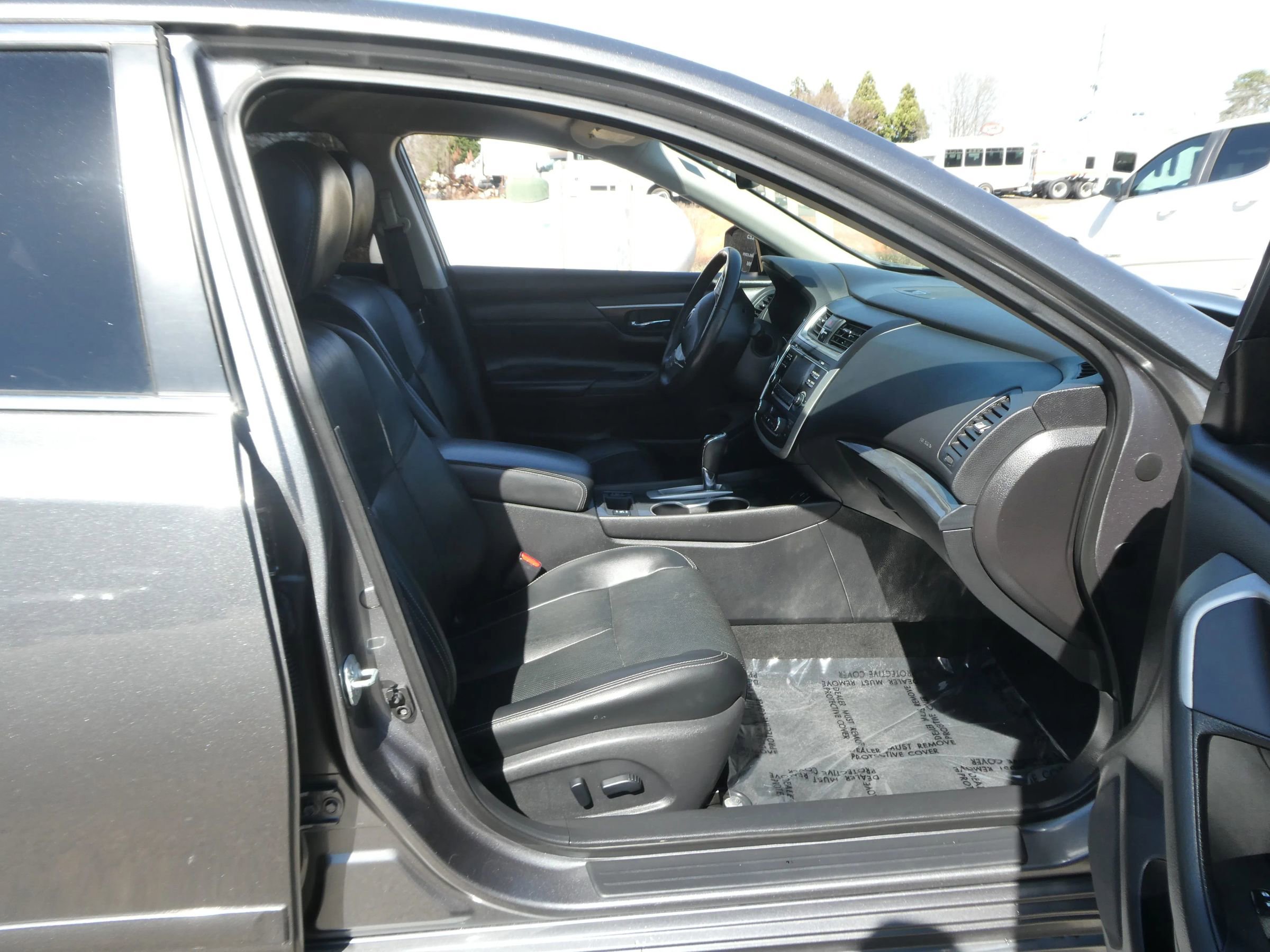 Used 2016 Nissan Altima 2.5 SL FWD image 24