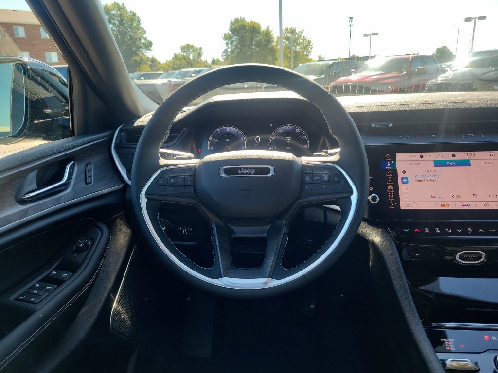 New 2027 Jeep Grand Cherokee Limited AWD/4WD image 9