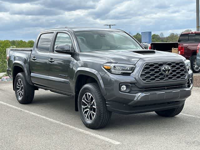 Used 2023 Toyota Tacoma TRD Sport w/ Black Out Package (TMS) AWD/4WD image 25
