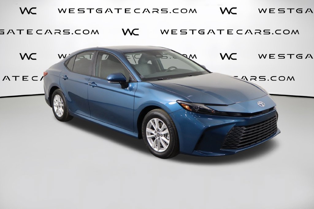 Used 2026 Toyota Camry LE FWD image 41