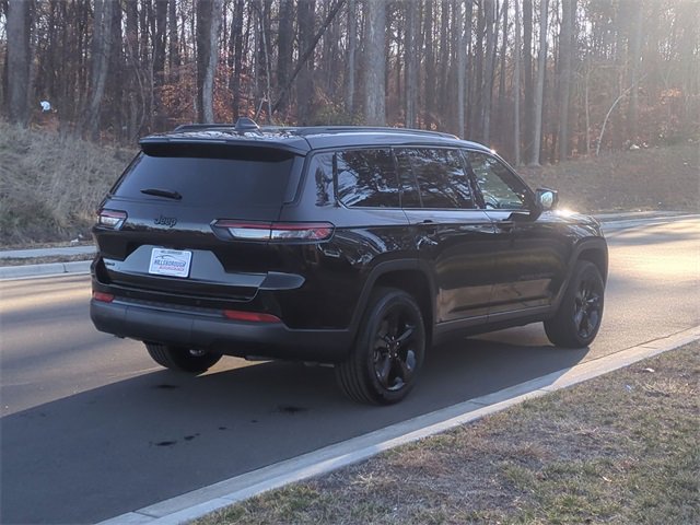Used 2024 Jeep Grand Cherokee L Laredo image 13