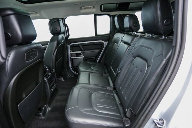 Used 2020 Land Rover Defender 110 SE AWD/4WD image 24