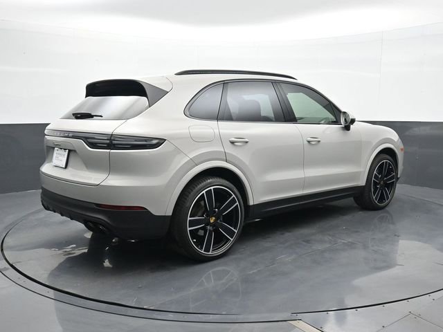 Certified 2023 Porsche Cayenne AWD/4WD image 22