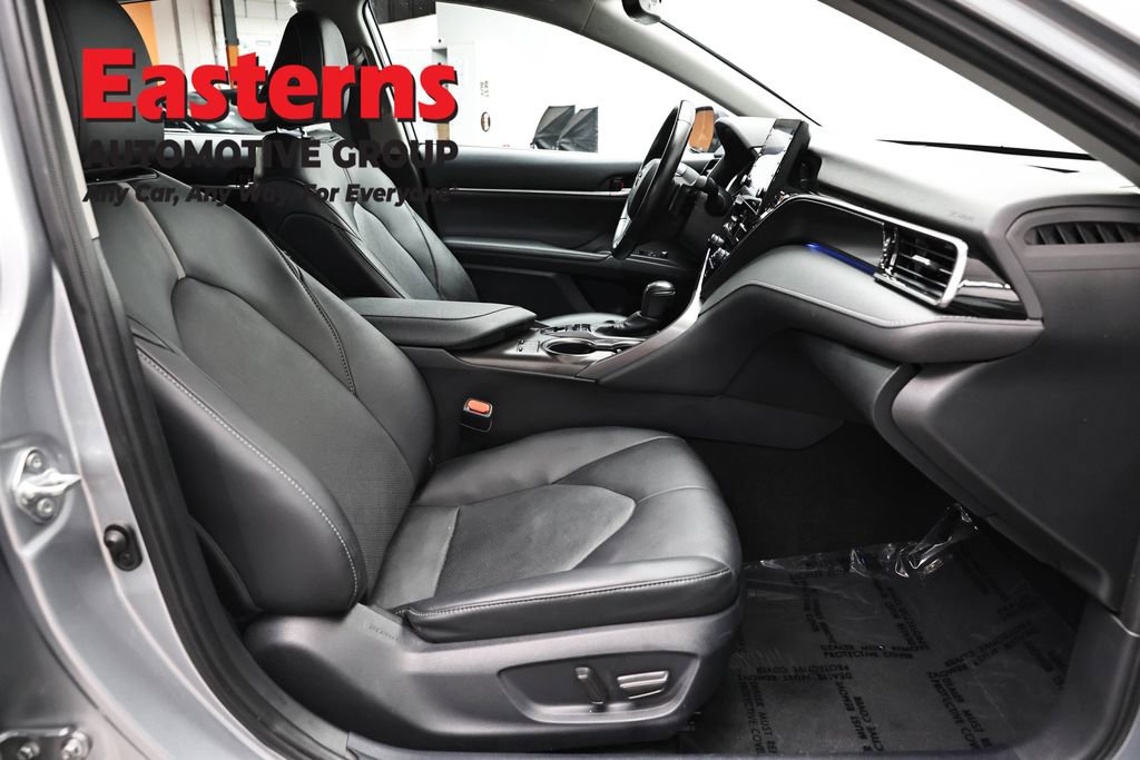 Used 2023 Toyota Camry XSE FWD image 25