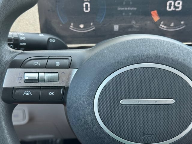 Used 2024 Hyundai Kona SE FWD image 24