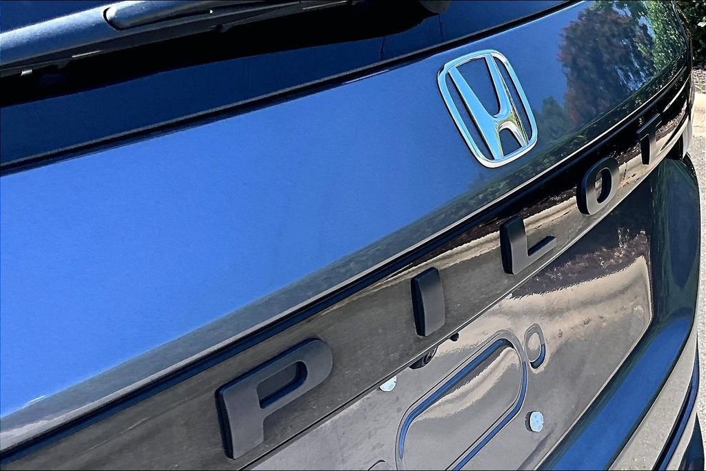 Used 2025 Honda Pilot EX-L image 25
