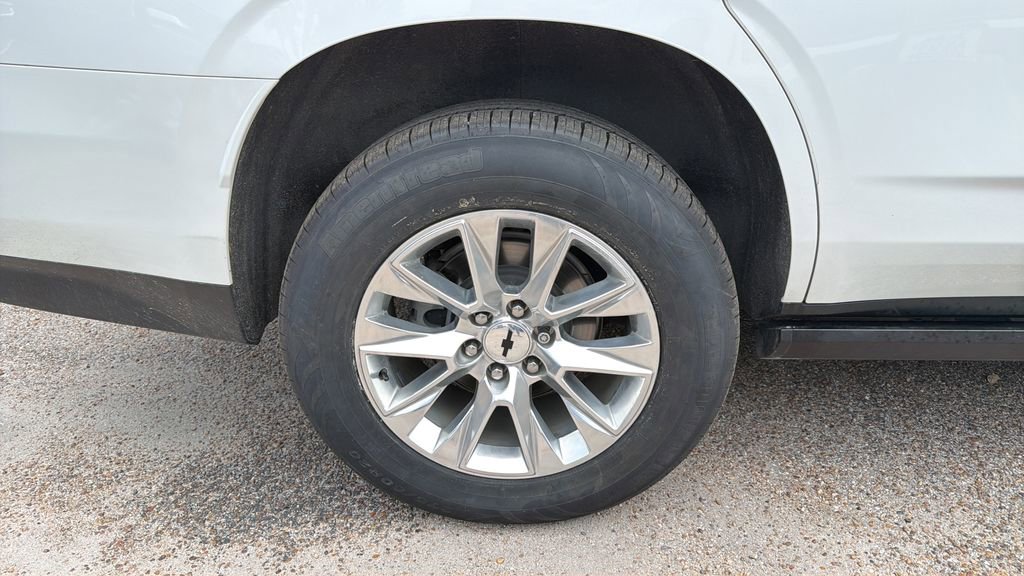 Used 2023 Chevrolet Tahoe Premier AWD/4WD image 20