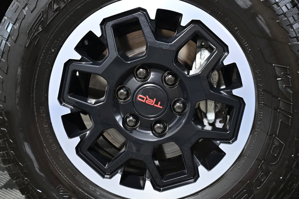 Used 2025 Toyota 4Runner TRD Off-Road AWD/4WD image 42