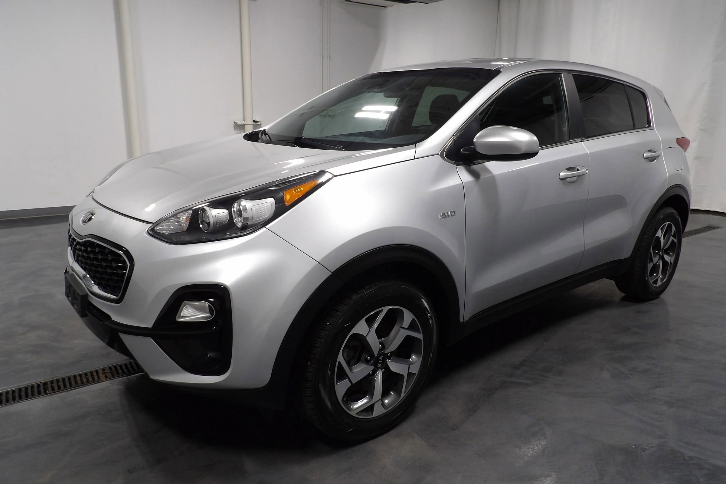 Used 2021 Kia Sportage LX AWD/4WD image 5