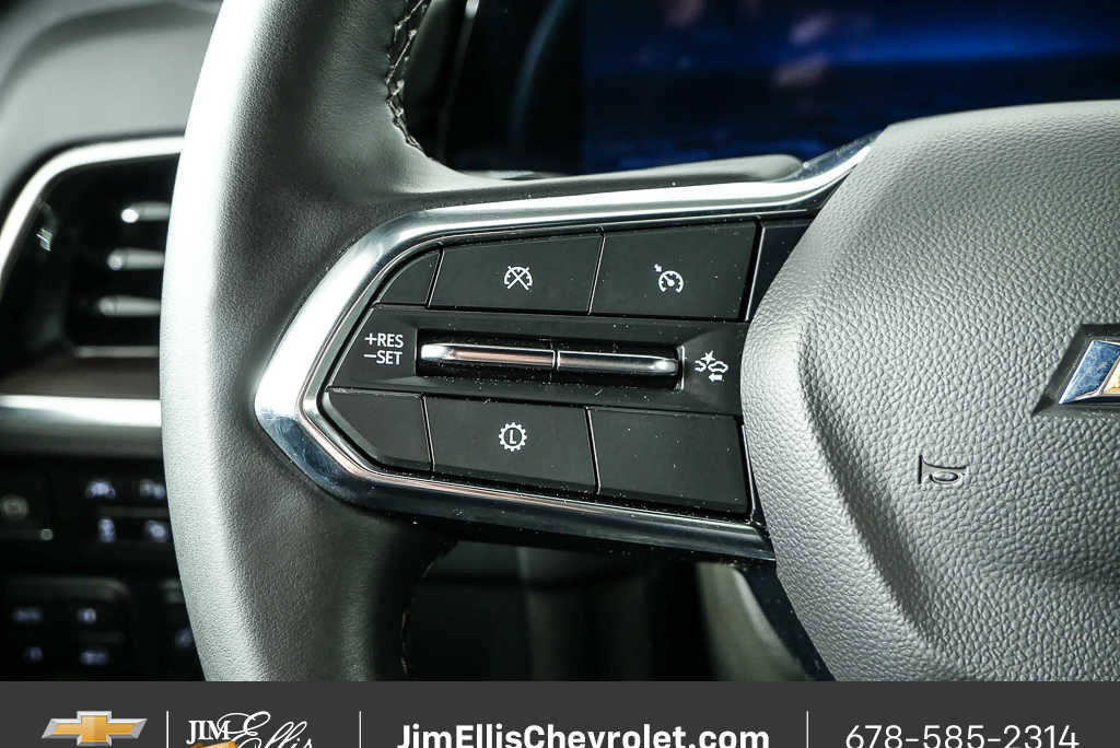 Used 2025 Chevrolet Suburban LT AWD/4WD image 10