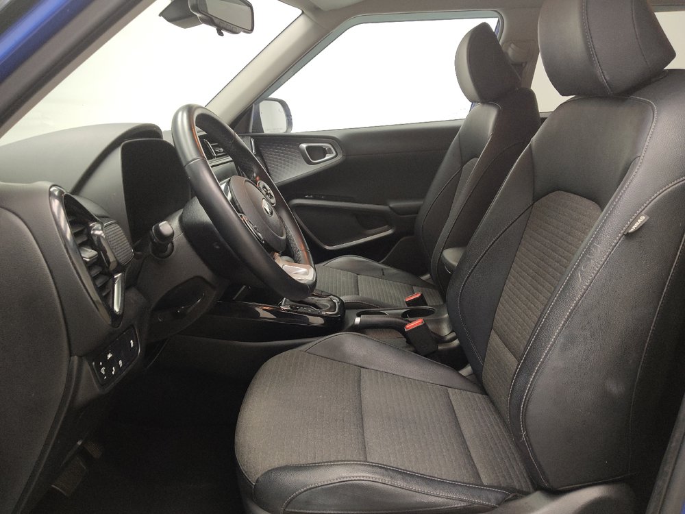 Used 2020 Kia Soul EX w/ Option Group 015 FWD image 17