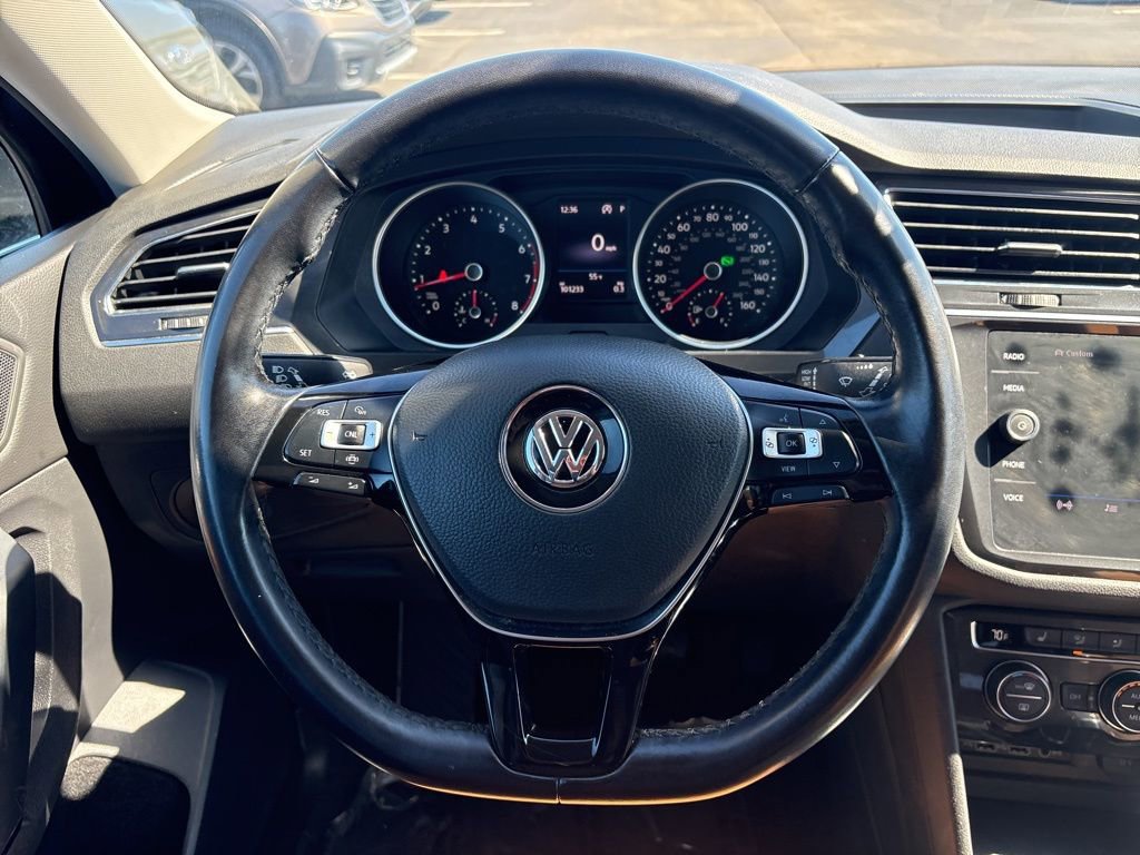 Used 2019 Volkswagen Tiguan SE w/ 3rd Row Seat Package image 12